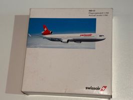 Herpa Flugzeugmodell MD-11 Swissair 1:500 Herpa