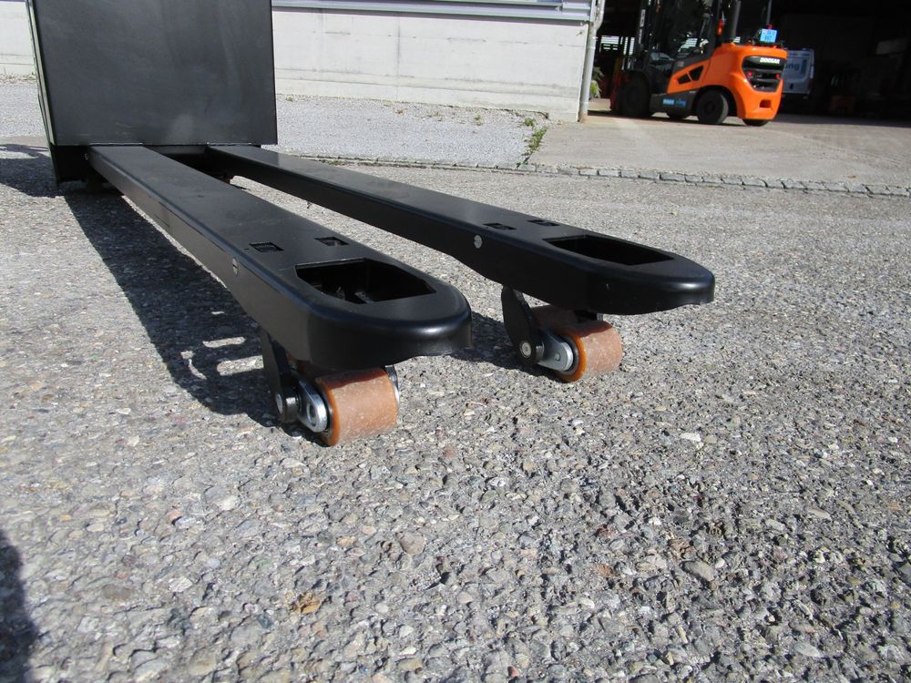 Stapler Niederhubwagen Hangcha 3000 kg Gabell.2000 mm Li-Ion (Gebraucht ...