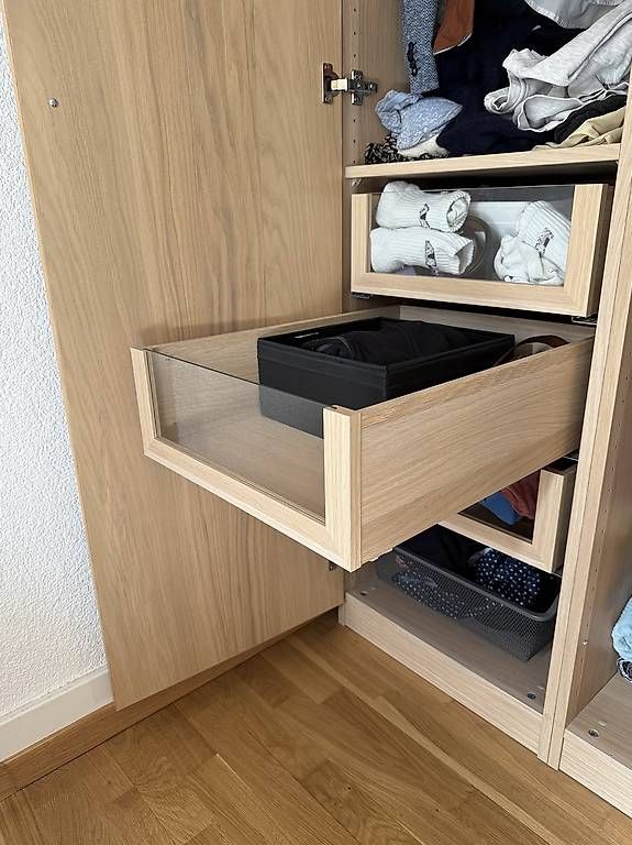 Livique Schränke: Kleiderschrank Livique – Gebraucht aus Bern von Fabz92 2
