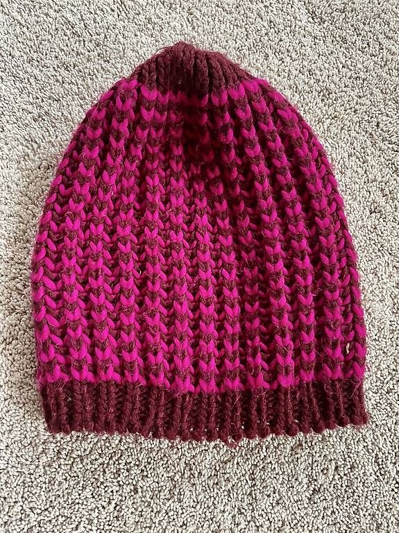 Copricapi, berretti & cappellini: Pink Mütze – Usato da Herisau venduto da Ciaoschein