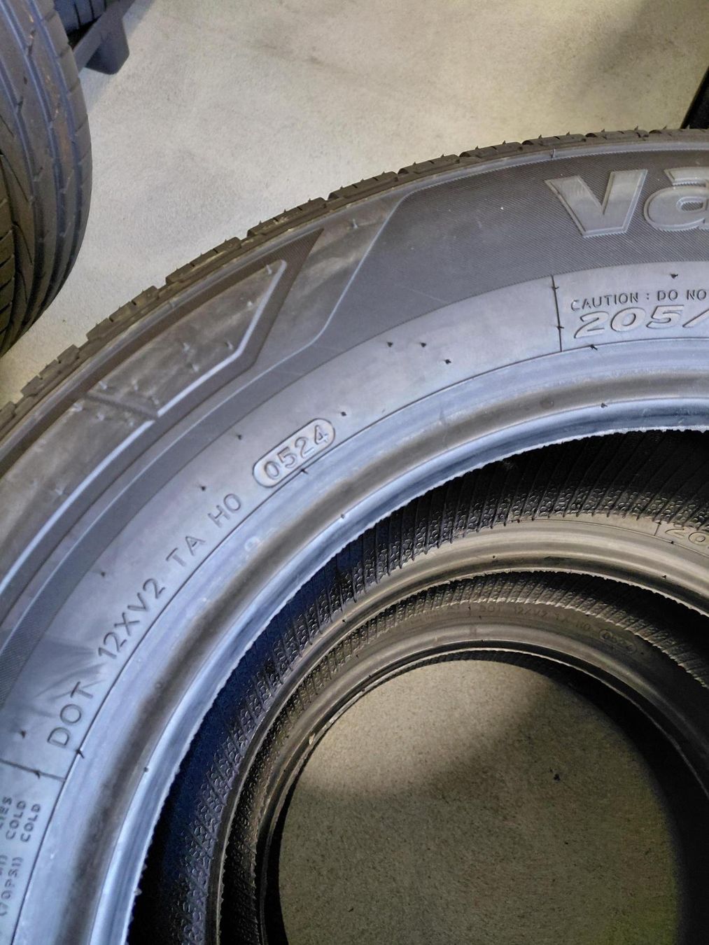 Felgen: 3x Sommerreifen 205/65 R16 C 107/105T Hankook – Gebraucht aus Dübendorf von AMAG-Autowelt 2