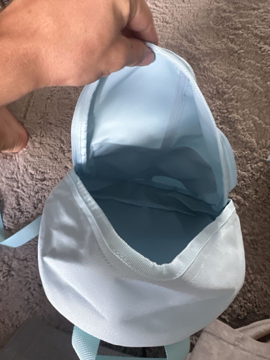 Corteiz Zaini: Sac à dos Corteiz baby blue – Nuovo e nell'imballaggio originale da Blonay venduto da Adrien_Pedro 2