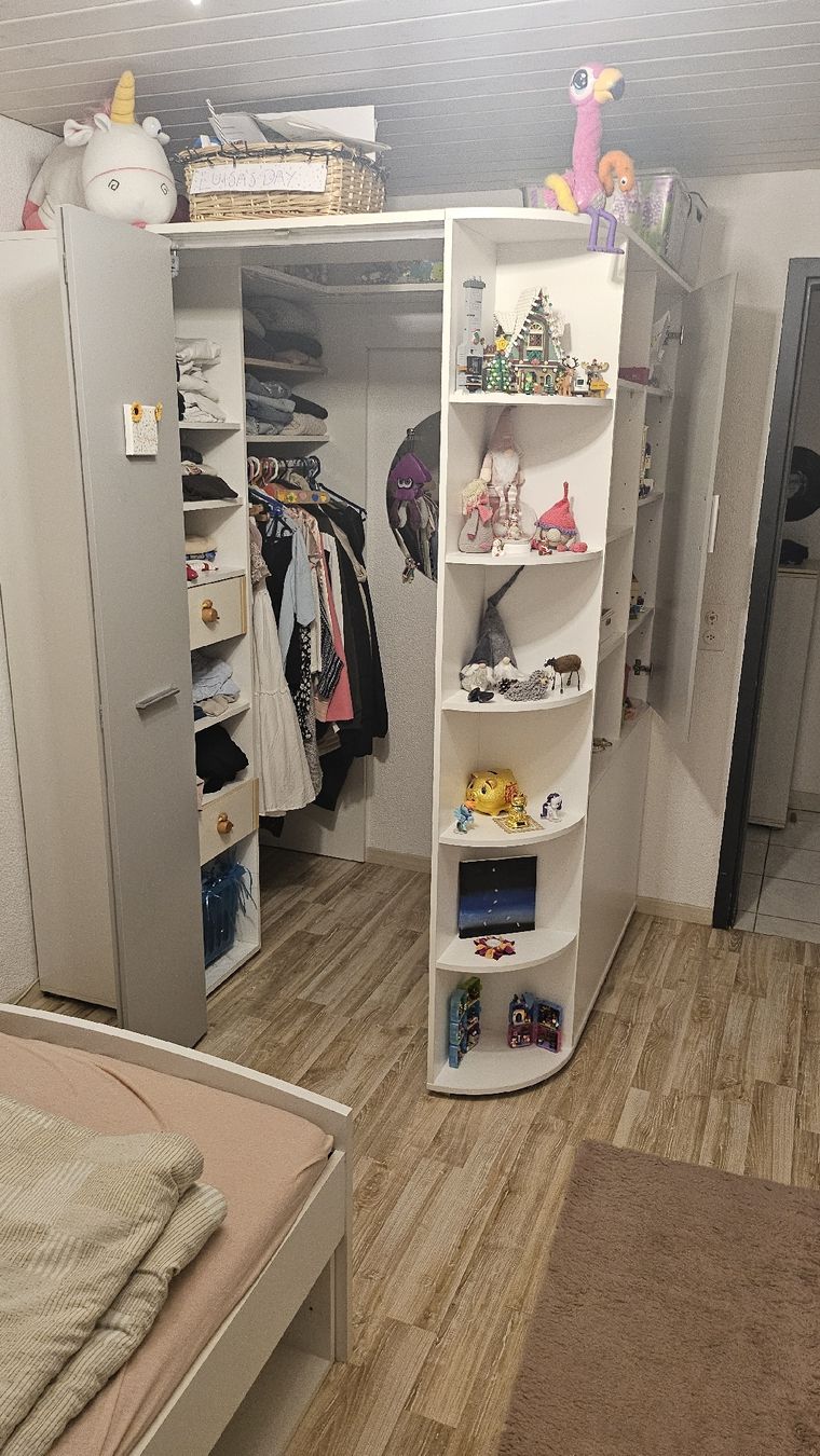 Armoires: Begehbarer Kleiderschrank – D'occasion à Eptingen par Marrasascha 5