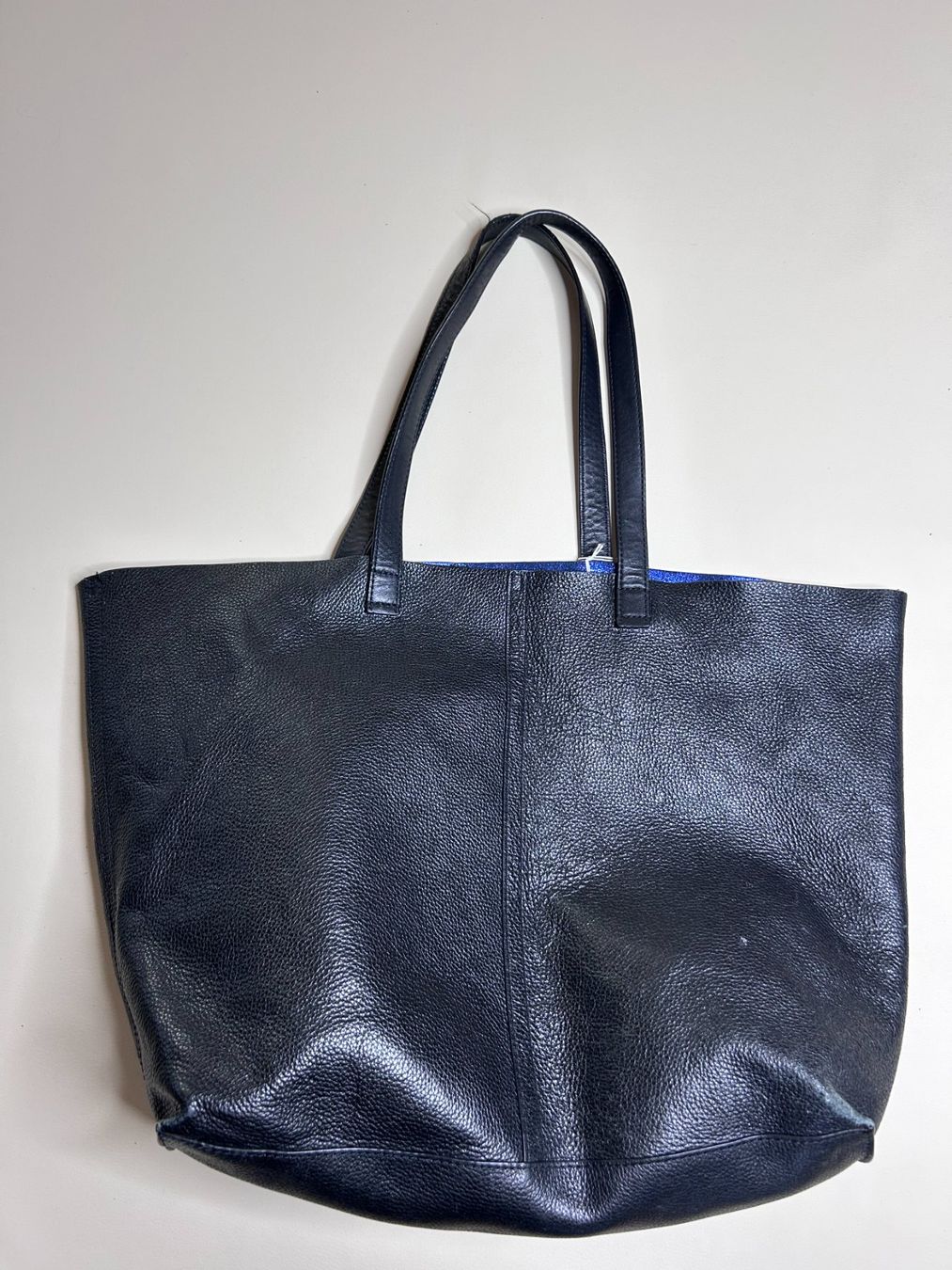 Cos Taschen für Damen: Reversible Leather Shopper – Gebraucht aus St. Gallen von look-twice