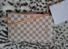 Louis Vuitton Pochette aus Neverfull