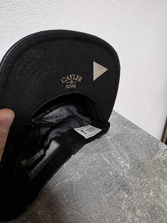 Copricapi, berretti & cappellini: Cappellino cayler – Usato da Cugnasco venduto da Francomingione 1