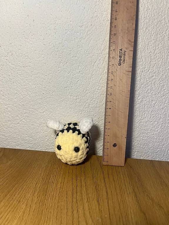 Giocattoli: Bienen-Amigurumi – Nuovo (secondo la descrizione) da Wassen UR venduto da Mariianita 2