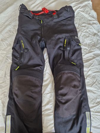 Pantalon IXS Adventure Gore Tex Gr M neuf