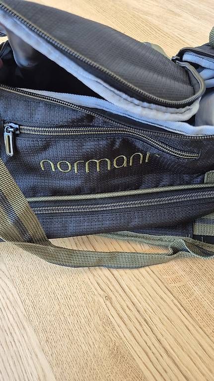 Borse: Sporttasche Normani – Usato da Rüschlikon venduto da samuelba 2