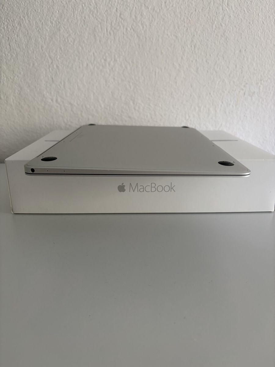Apple Notebook: Apple MacBook 12 Zoll usb-c silber – Usato da Zürich venduto da pollo97 5
