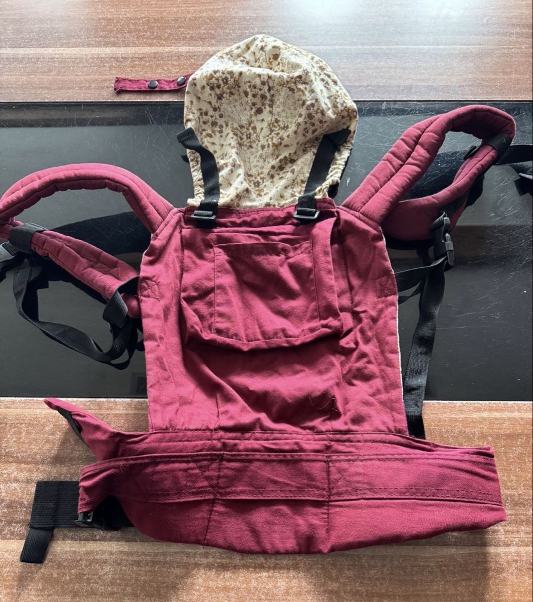 Porte-bébés ventraux & dorsaux: Babytrage  – D'occasion à Tegerfelden par RamonaG86