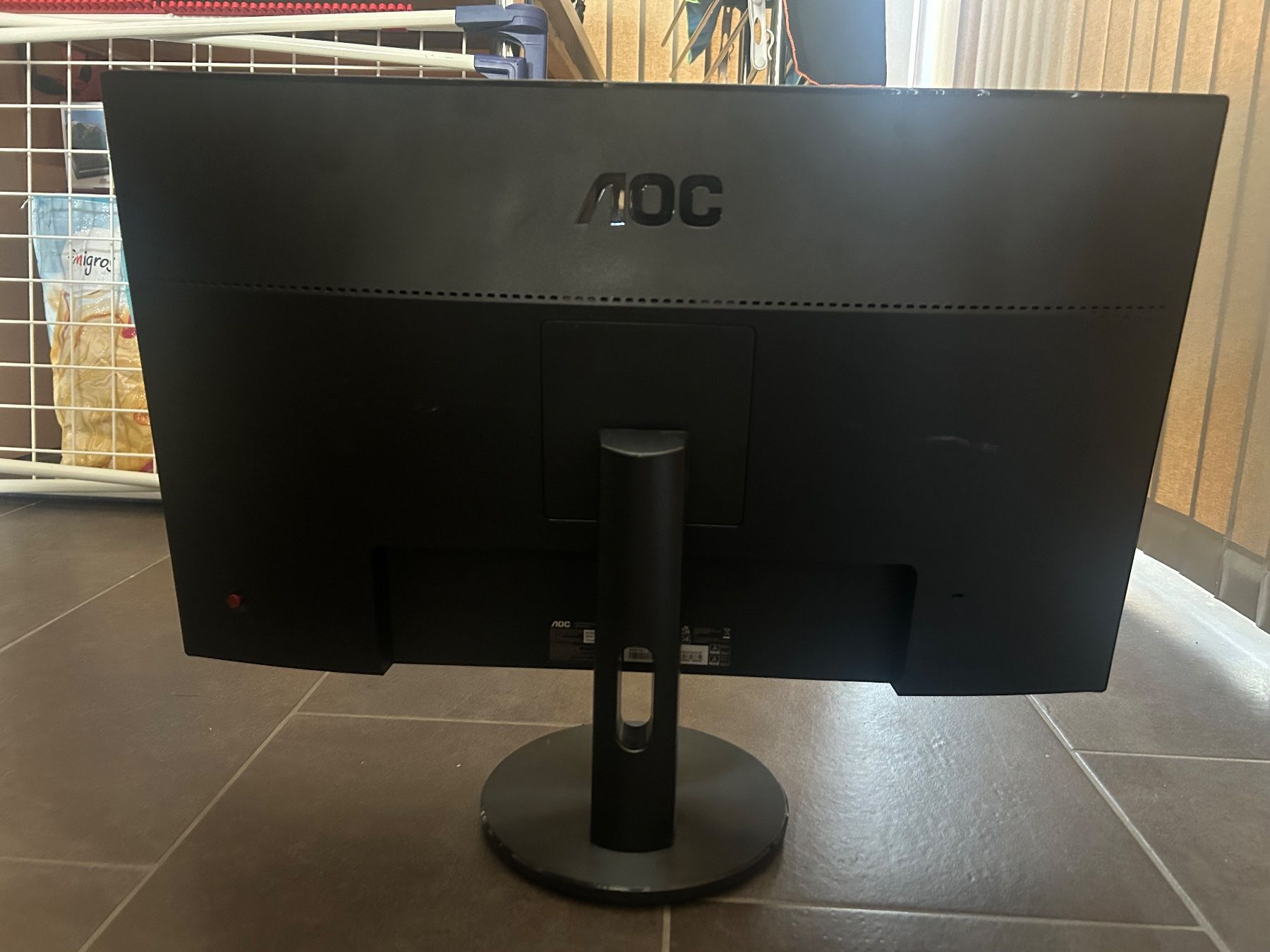 AOC Monitore: Écran AOC G2490VXA 23.8 pouces – Neu (gemäss Beschreibung) aus Martigny von Nathanyxf 1