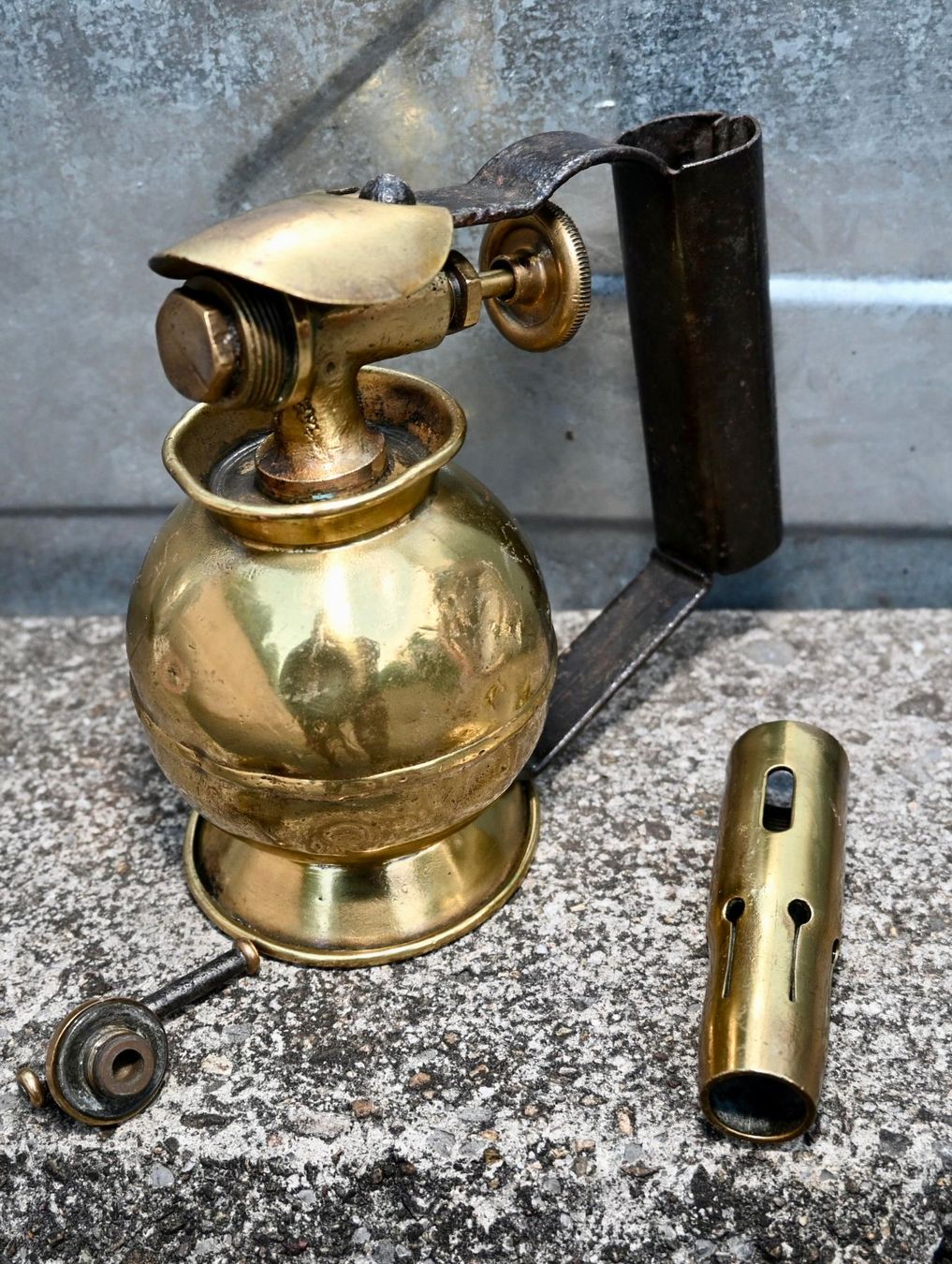 Tutti gli attrezzi: antik Messing LÖTLAMPE designklassiker SURMELIN – Usato da Pfaffhausen venduto da mono_rec 3