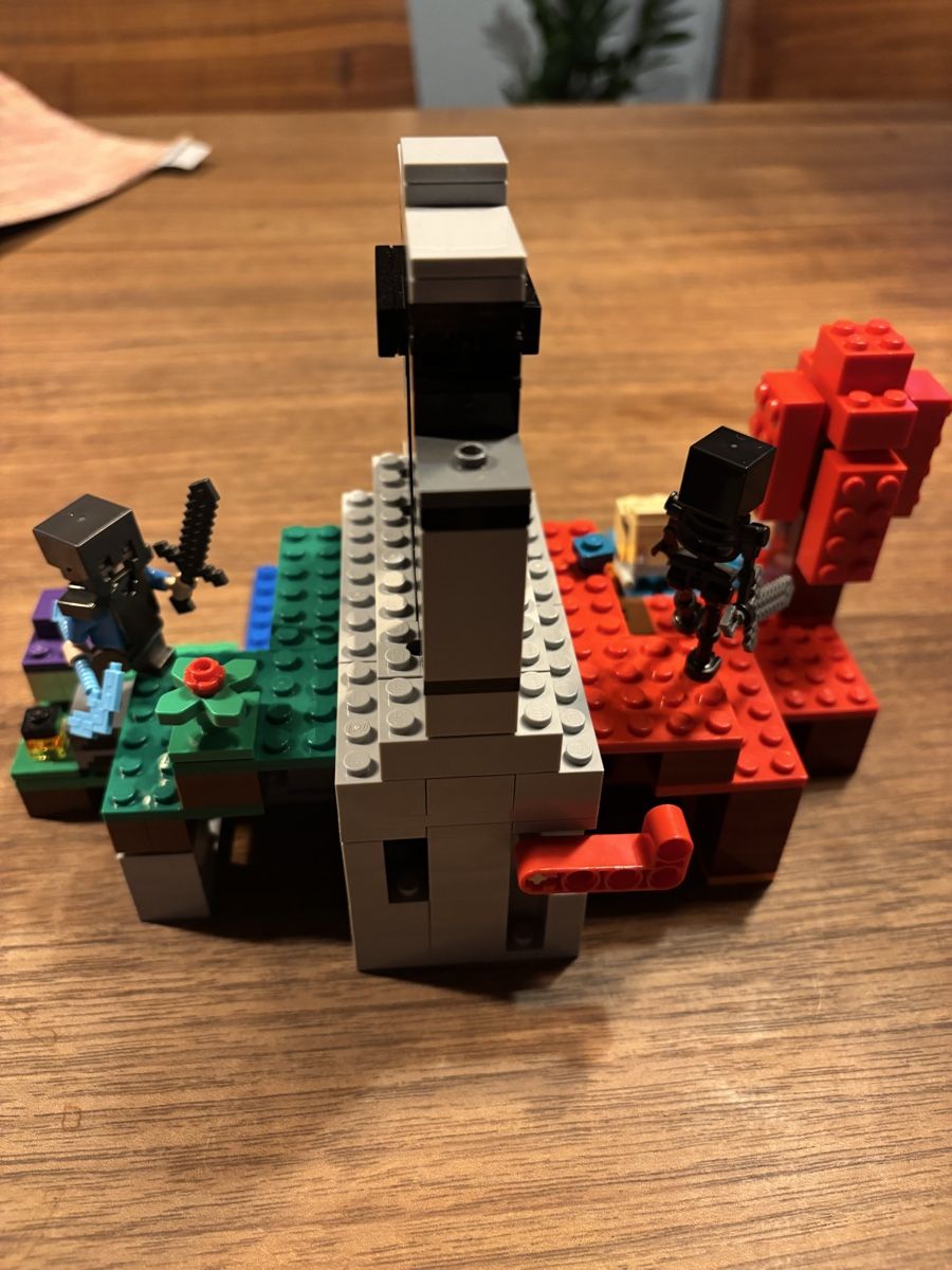 Lego Spielzeuge: Lego Minecraft 21172 – Neu (gemäss Beschreibung) aus Allschwil von CaSu- 4