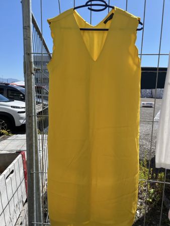 Esprit Kleid gelb ärmellos Grösse 34 guter Zustand