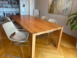 Table en noyer huilée