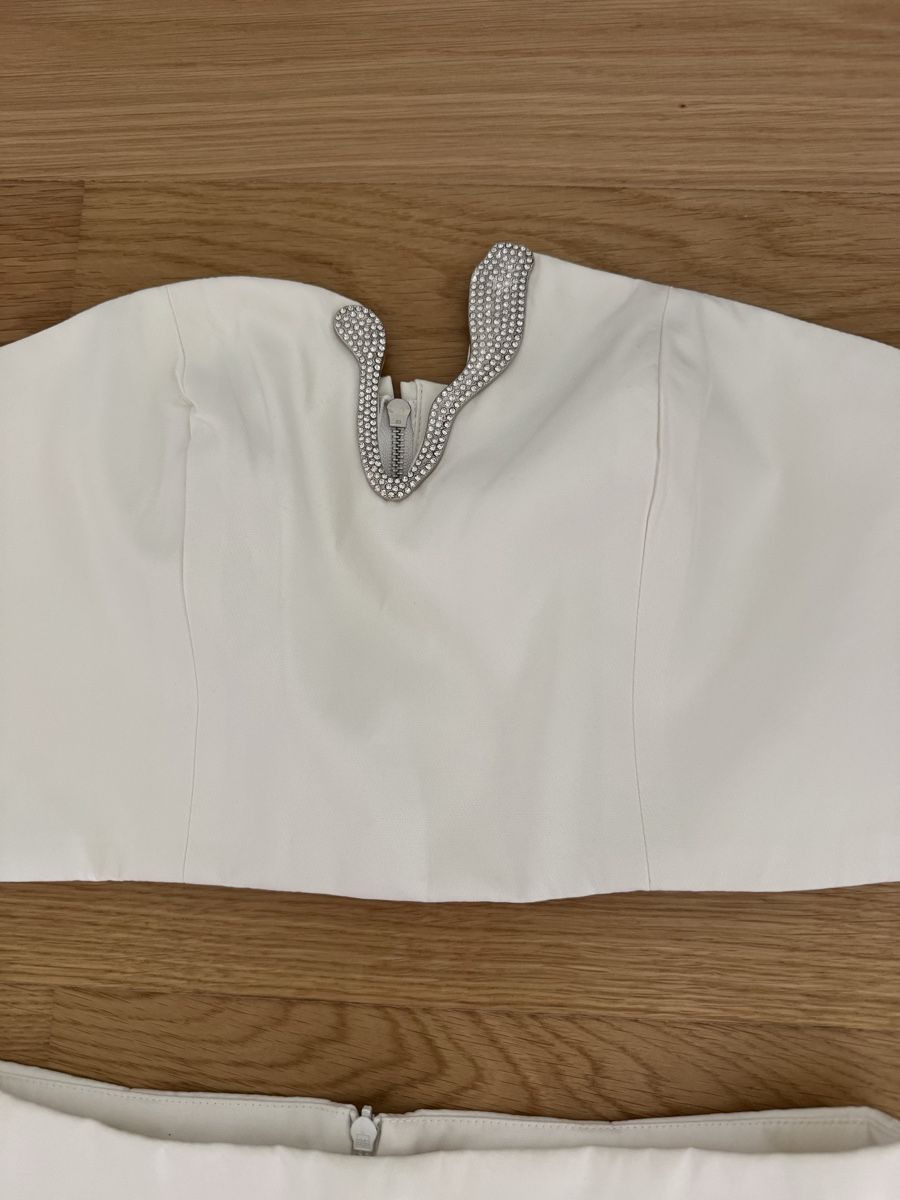 Lotti di vestiti: White two-piece women size S – Usato da Zürich venduto da ErnstS_23 1
