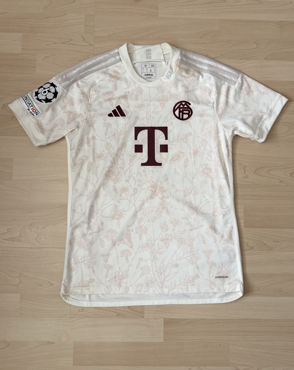 Bayern München Canottiere & Pantaloni: Fc Bayern München Trikot, Grösse M, Mathys Tel – Usato da Wettingen venduto da manuelhuggenberger