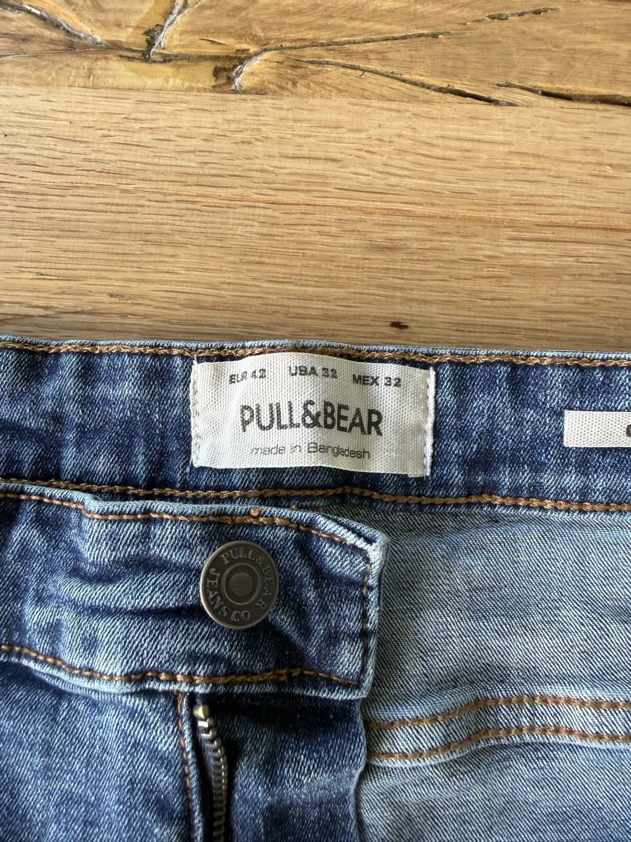 Pull&Bear Jeans: Gut erhaltene PULL&BEAR JEANS/ EUR 42 – Gebraucht aus Davos Platz von mon_v2vm