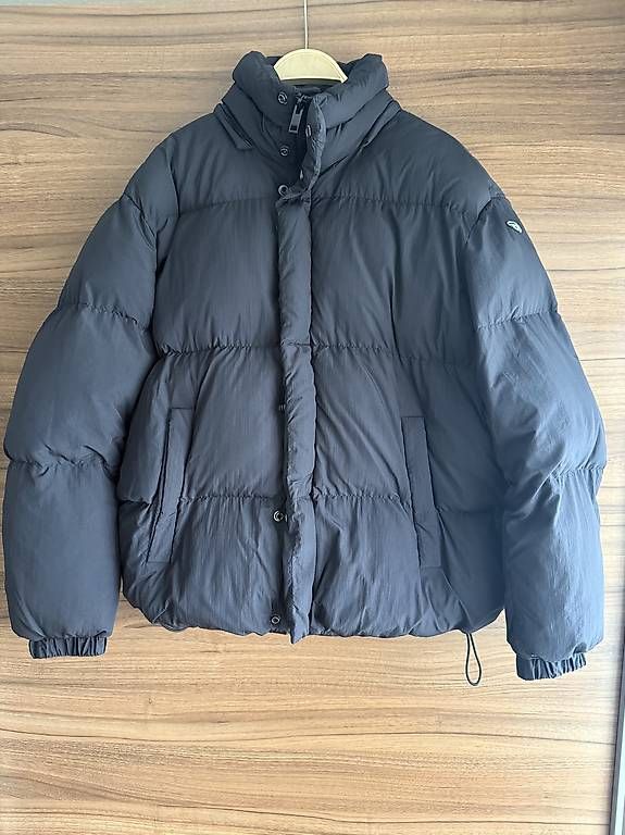 Jacken: Diesel Winterjacke – Gebraucht aus Egnach von hrid