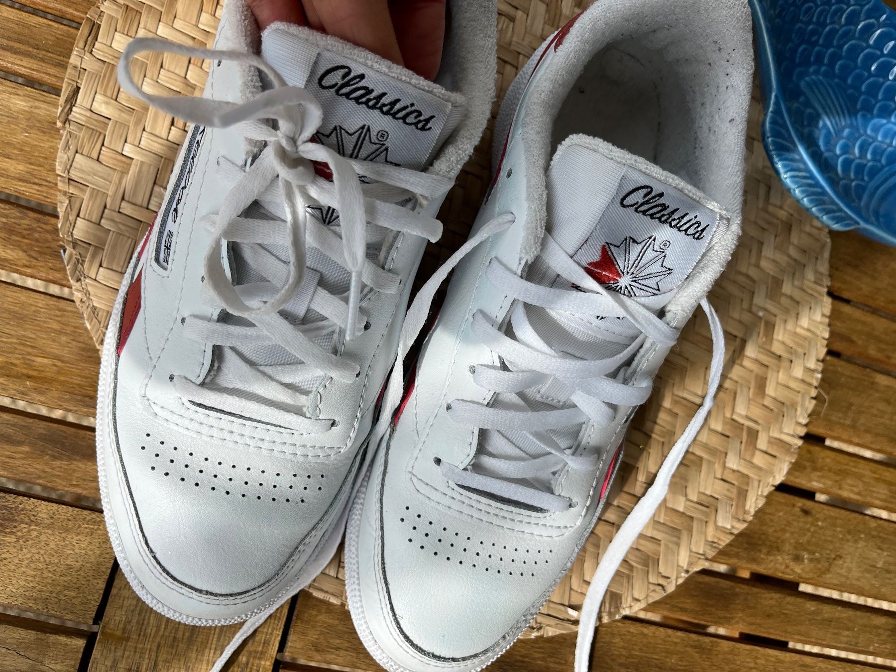 Reebok Herrenschuhe: Reebok 38.5 weiss und rot Sneakers – Gebraucht aus Zürich von maral787 5
