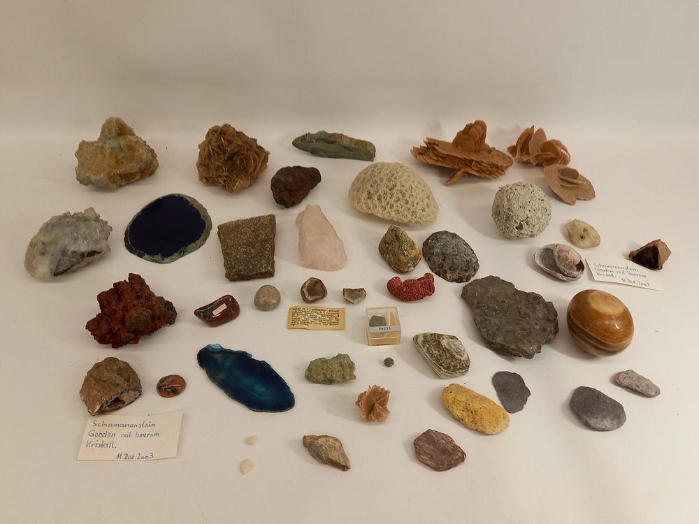Lot Edelsteine Heilsteine Fossil Geoden Kristall Sammlung 1. (Gebraucht ...