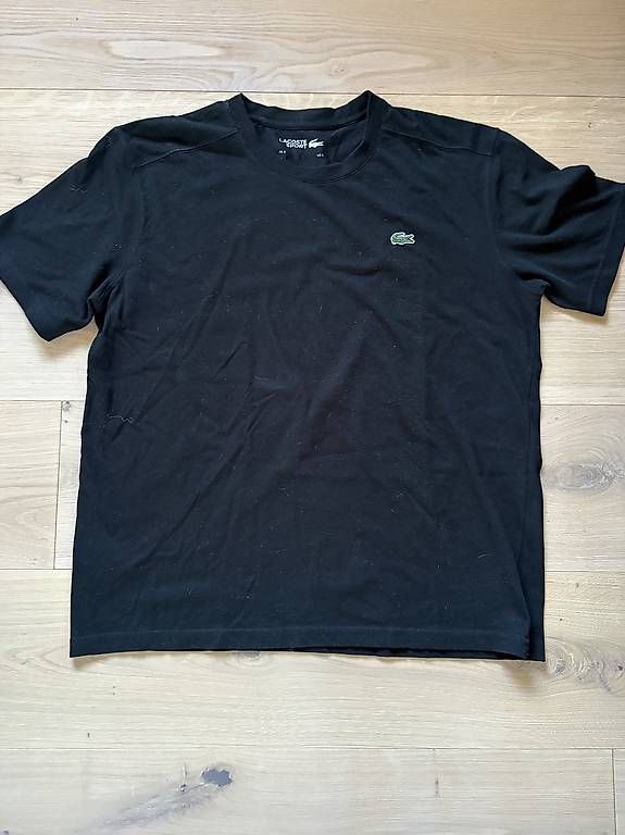 T-shirt: Pull et t-shirt Lacoste noir  – Nuovo e nell'imballaggio originale da Areuse venduto da Nic_wd9n 1