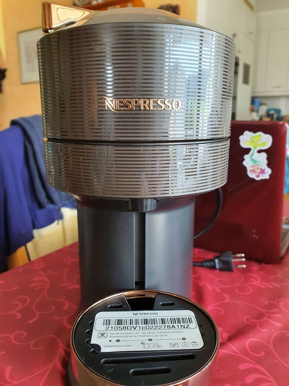Nespresso Macchine per caffè & Macchine per espresso: Nespresso Kaffeemaschine – Nuovo e nell'imballaggio originale da Buchrain venduto da Sracer0 3