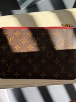 Louis Vuitton Neverfull Pochette Monogram