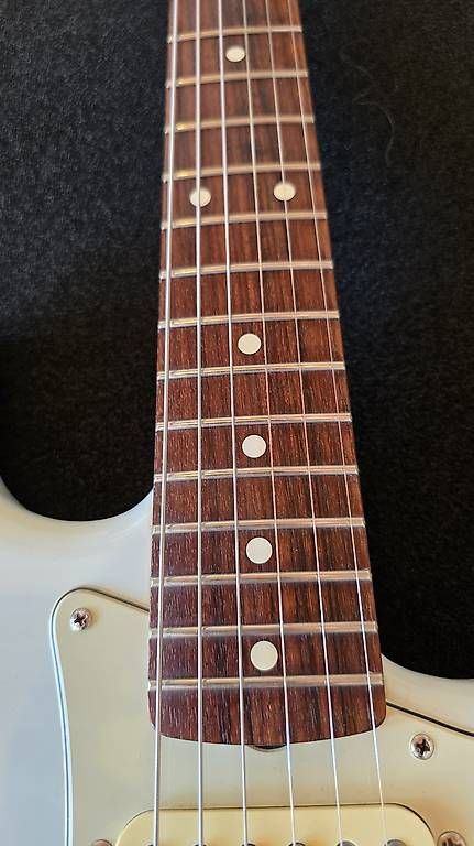 Instruments de musique: Fender Mexico Strat 2010 Custom Designed Barenuckel PU's – D'occasion à Malix par alex_ar 2