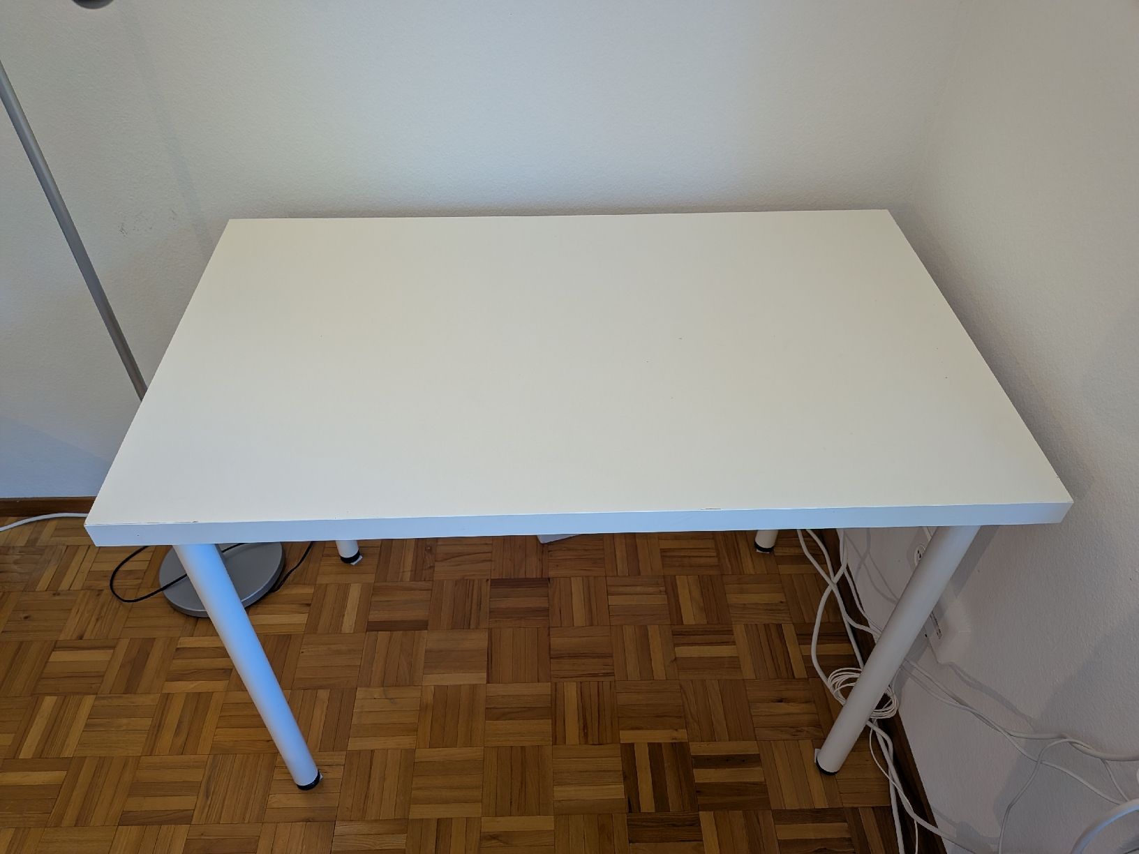 Scrivanie: Schreibtisch weiss 100x60cm – Usato da Zürich venduto da vm3