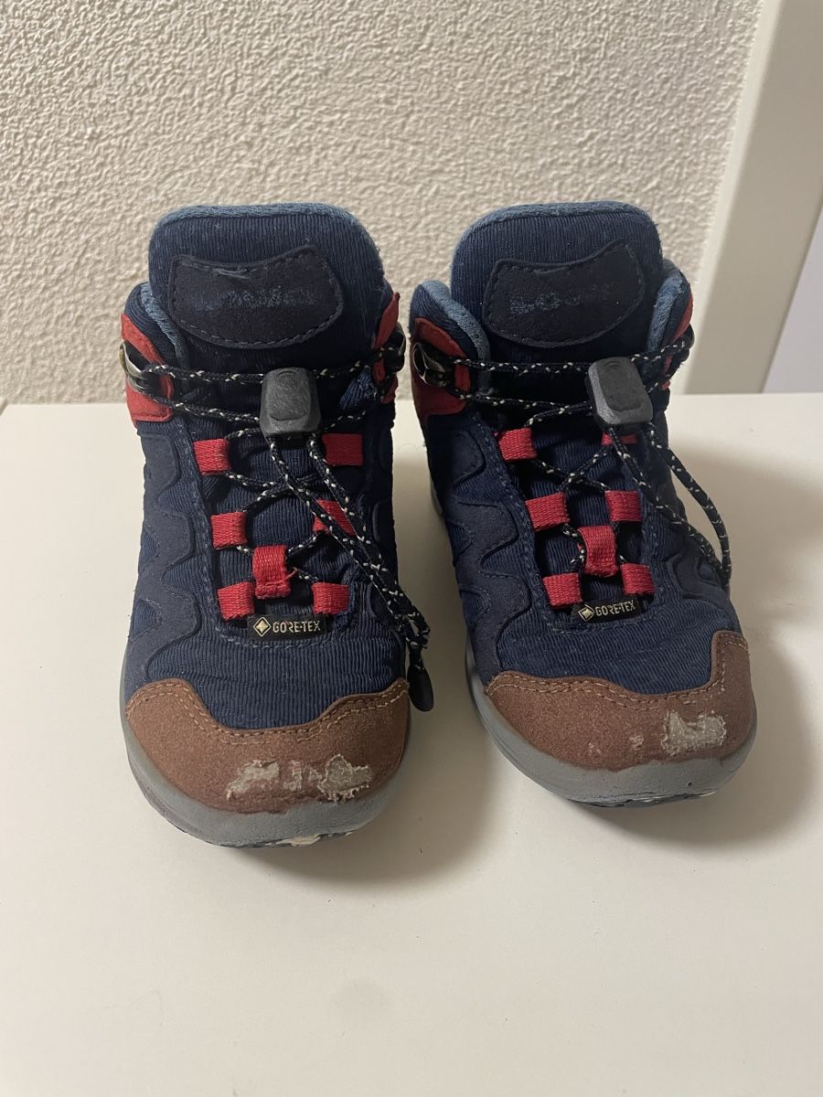 Lowa Scarpe per ragazzi: Lowa Wanderschuhe Gr 26 – Usato da Obfelden venduto da MimiRys