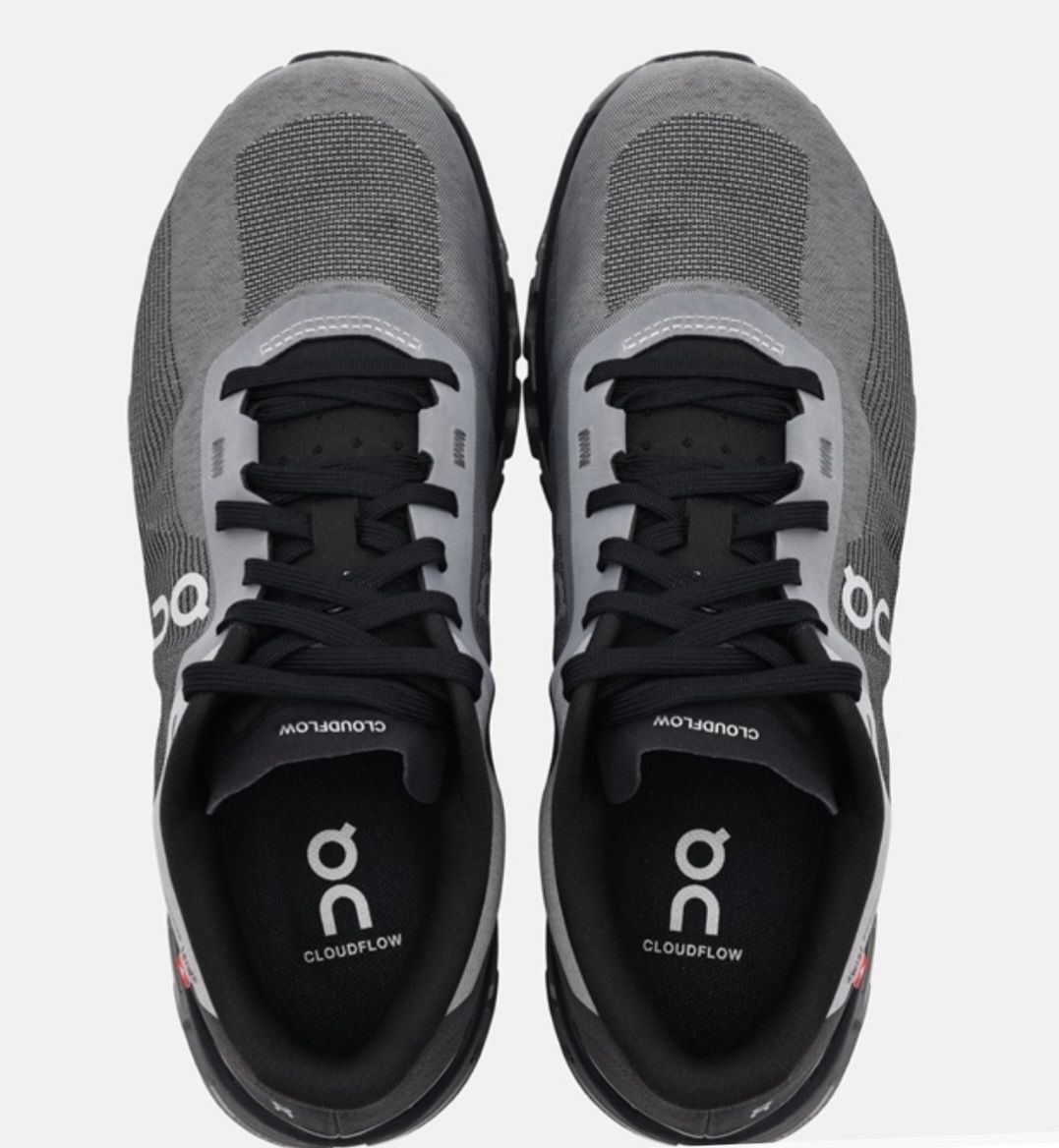 On Herrenschuhe: On Cloudflow Laufschuhe, Grau/Schwarz, Grösse 38 – Neu und originalverpackt aus Chur von car_5clc 1