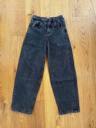 ZARA Jeans Gr. 34, schwarzgrau