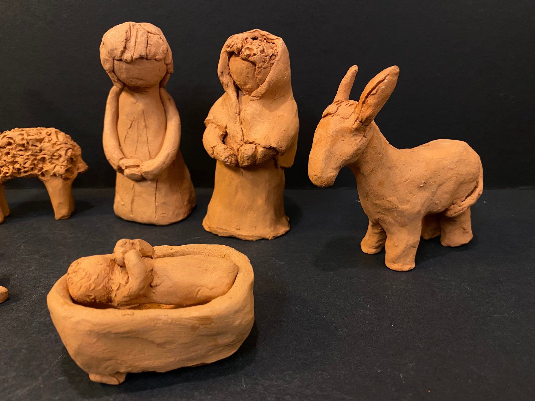 Statuette: Vintage 11 Krippefiguren aus Ton – Usato da Schaffhausen venduto da VintageCity 2