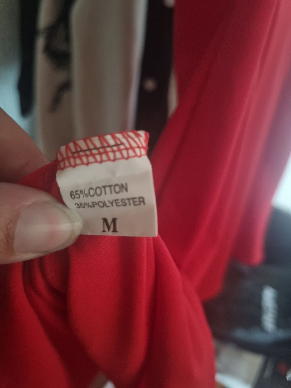 Kleider: wunderschönes Rotes Kleid in grösse M  – Neu (gemäss Beschreibung) aus Rickenbach LU von sammija 5