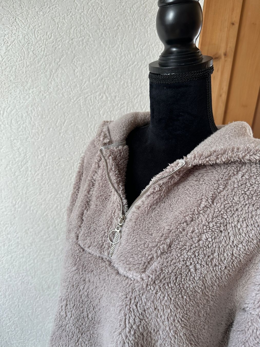 Maglioni & Felpe: Fleece Teddy Pulli Hoodie Kapuze S – Nuovo (secondo la descrizione) da Gümmenen venduto da FelizitasHermann 3