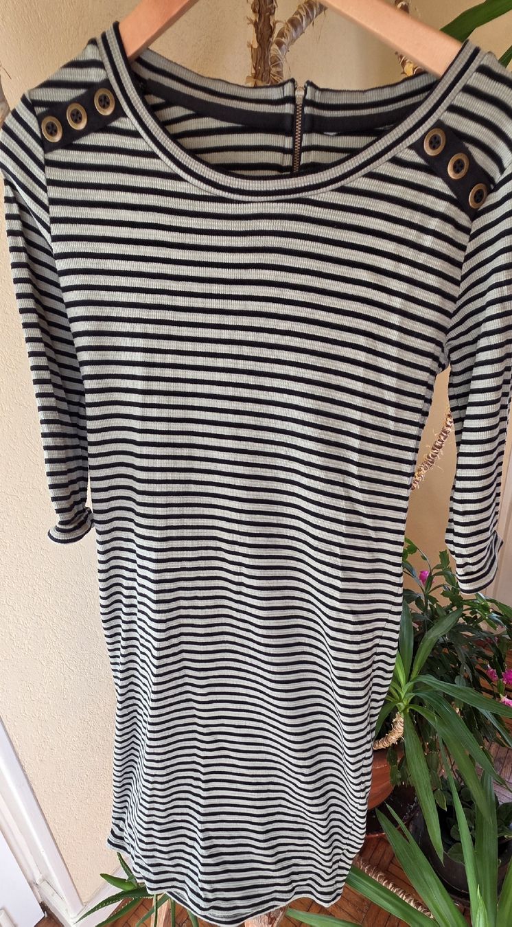 Robes: Robe Coton Kaki – D'occasion à Yverdon-les-Bains par van_dq65 4