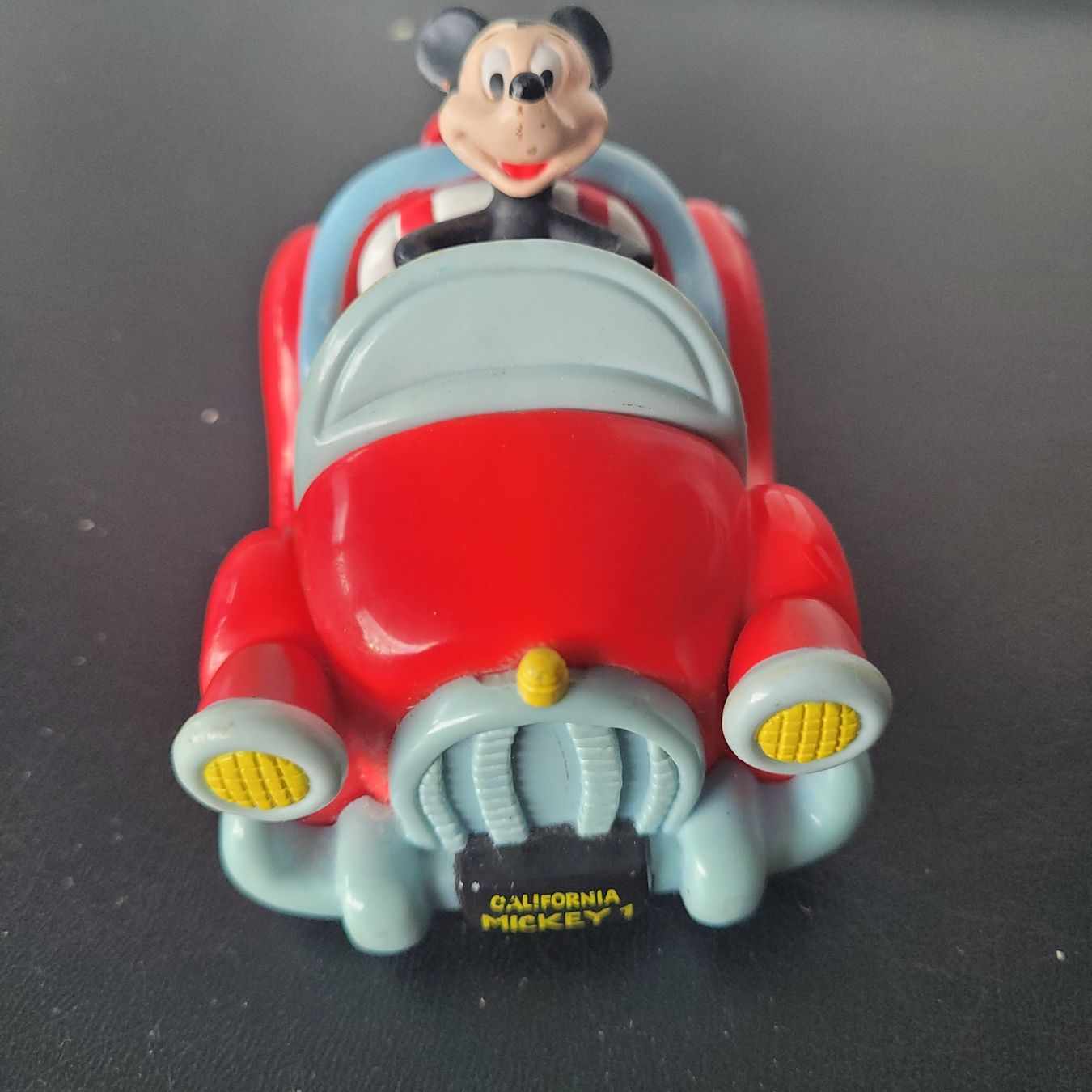 Disney Giocattoli: Mickey Rückzug Auto – Usato da Winterthur venduto da Schnufel0 1
