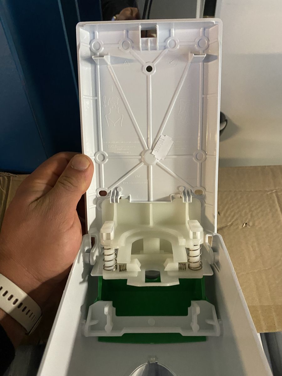 Seifenschalen: Seifenspender SCJ PROFESSIONAL – Neu und originalverpackt aus Allschwil von Dave_9 1