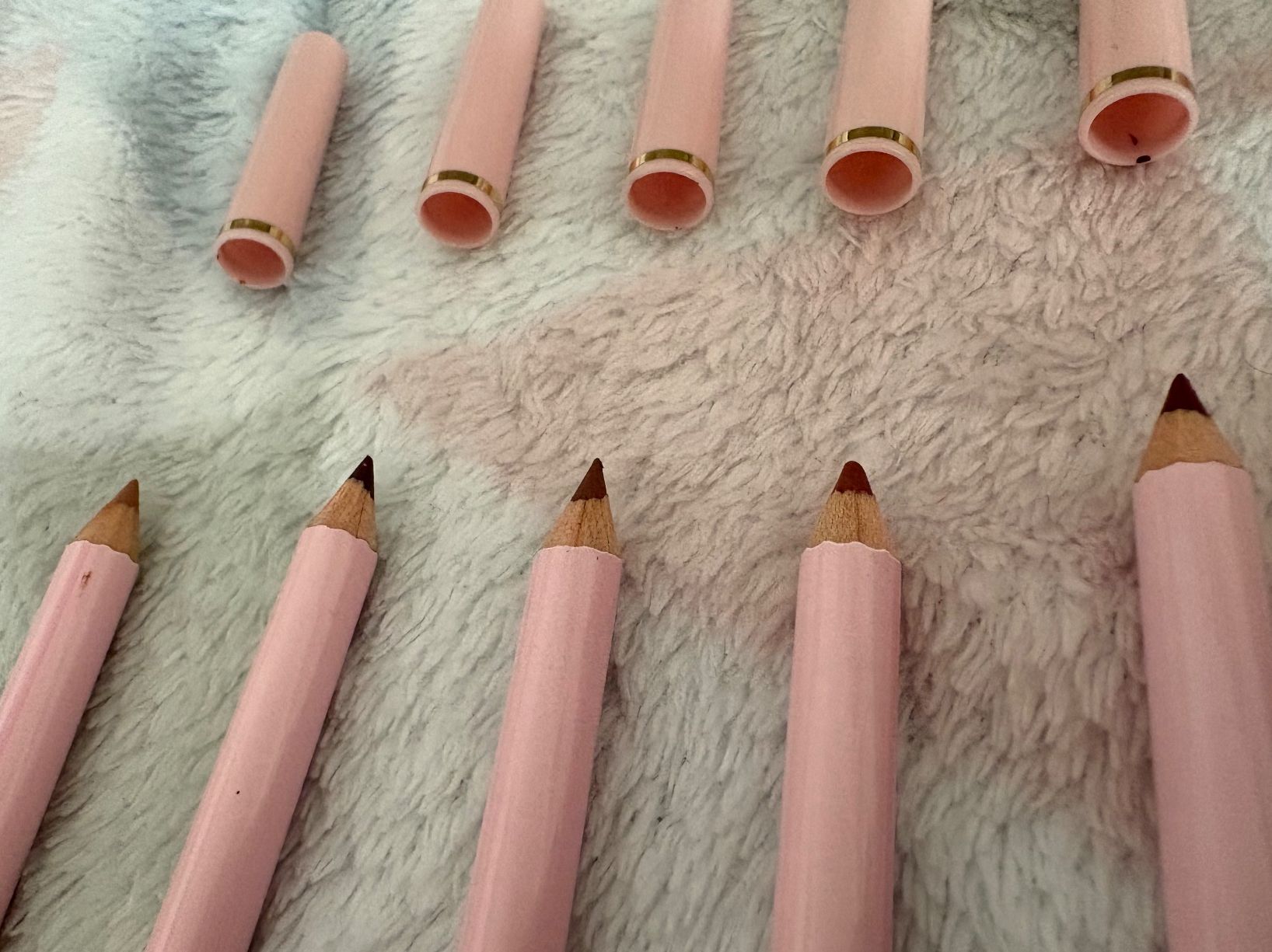 Make-up: Plouise originale Lipliner als Set oder Einzelkauf möglich – Nuovo (secondo la descrizione) da Schaan venduto da Filipipa 1