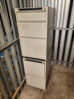 2 mal Metallkorpus mit Schubladen, Abholung in 8047 Zürich