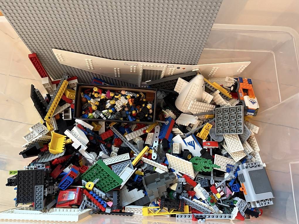 Jouets: Legokiste – D'occasion à Basel par sin_5npn 1