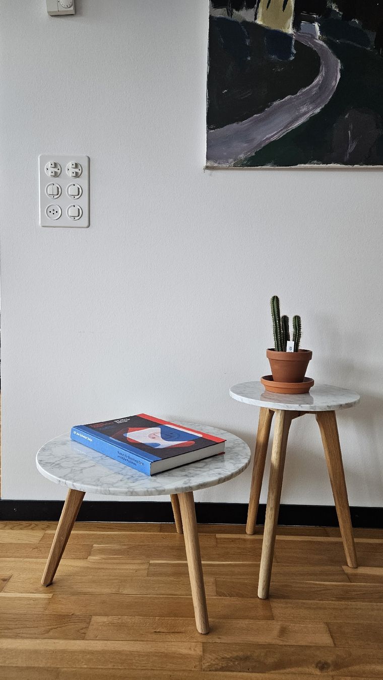 Comodini: Zuiver Stone Sidetables / Coffetables – Usato da Zürich venduto da dautifa