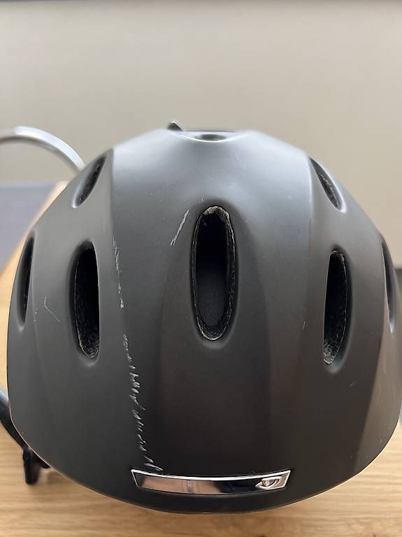 Caschi: Ski - Helm (Grösse S) – Usato da Niederurnen venduto da B.15 2