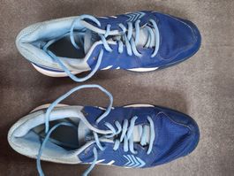 Tennisschuhe indoor, Grösse 40,5