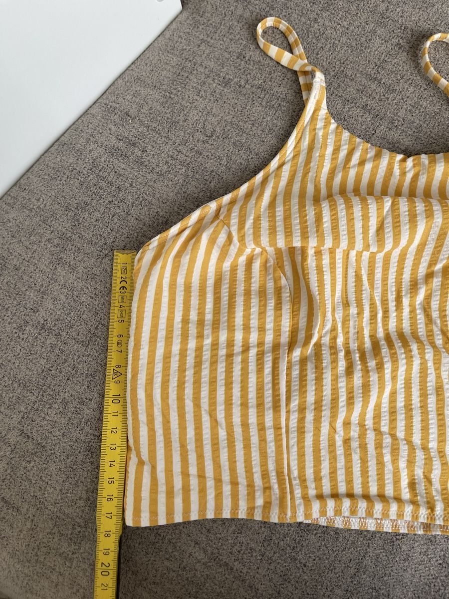 Lululemon Badekleider & Bikinis: Lululemon Bikini Oberteil High-Neck gestreift – Gebraucht aus Neuhausen am Rheinfall von dinkel.dorothea 8