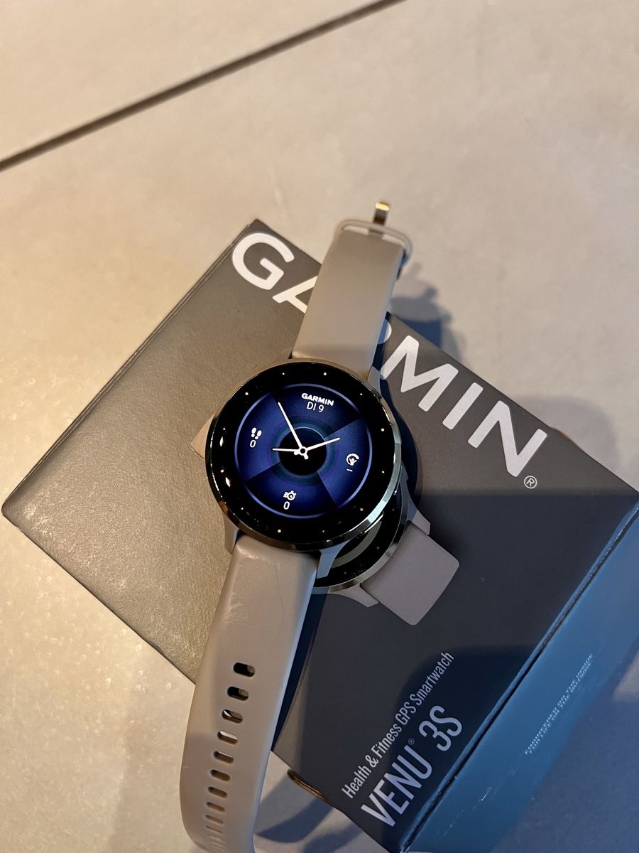 Garmin Smartwatch: Garmin Venu 3S - mit Garantie! – Usato da Winterthur venduto da Concorde12 4