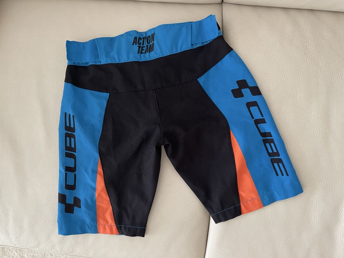 Cube Hosen: Cube MTB Hose Gr. 134 – Gebraucht aus Wichtrach von Adriana222 1