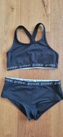 Protest Bikini schwarz Grösse 176 praktisch NEU